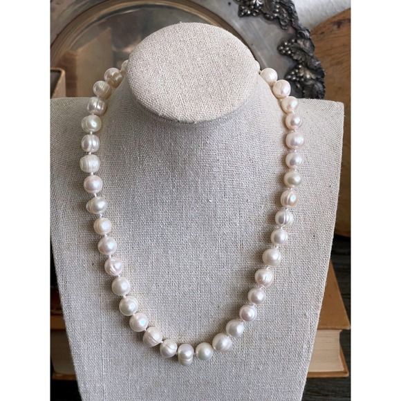 Jewelry - 14K Gold Clasp Cultured Freshwater Pearl Knotted Baroque Necklace 18" 9.8mm